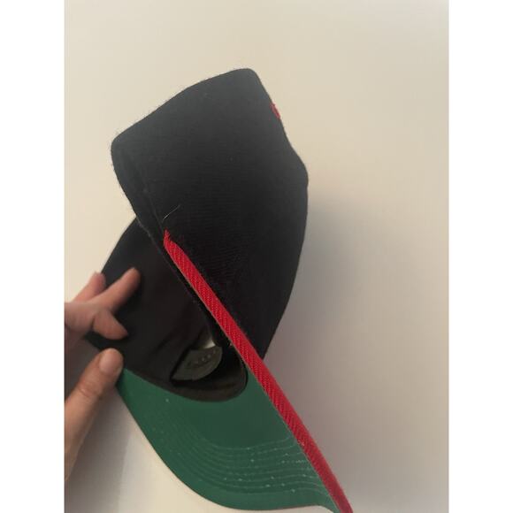 Vintgae Chicago Bulls Snapback Hat 90s NBA Official red and black - Picture 4 of 11